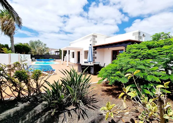 Ferienhaus Marta Con Piscina Privada Climatizada Playa Blanca (Lanzarote)