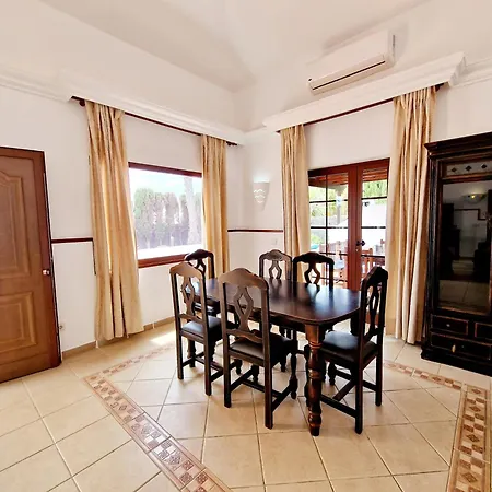 بيت للعطل Marta Con Piscina Privada Climatizada