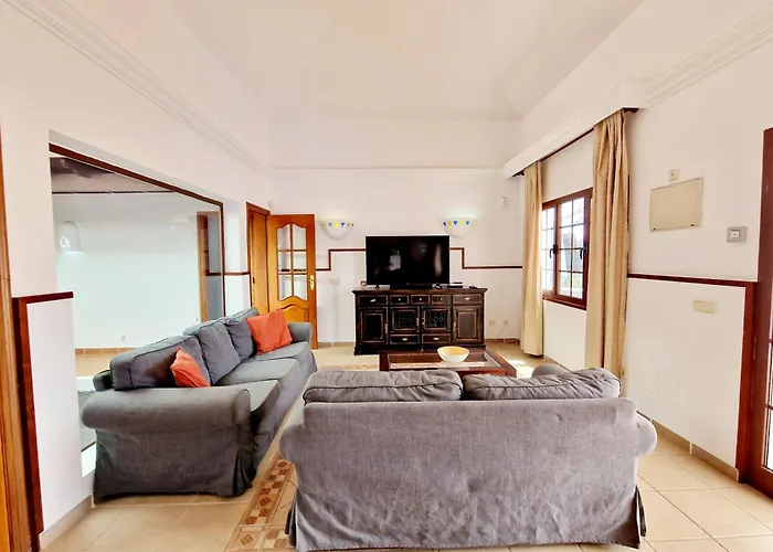 Marta Con Piscina Privada Climatizada Playa Blanca (Lanzarote)